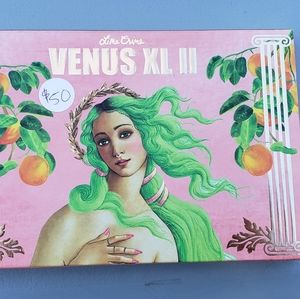 LIME CRIME VENUS XL 11